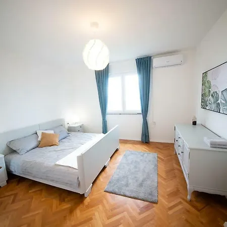 Martas Place Apartamento